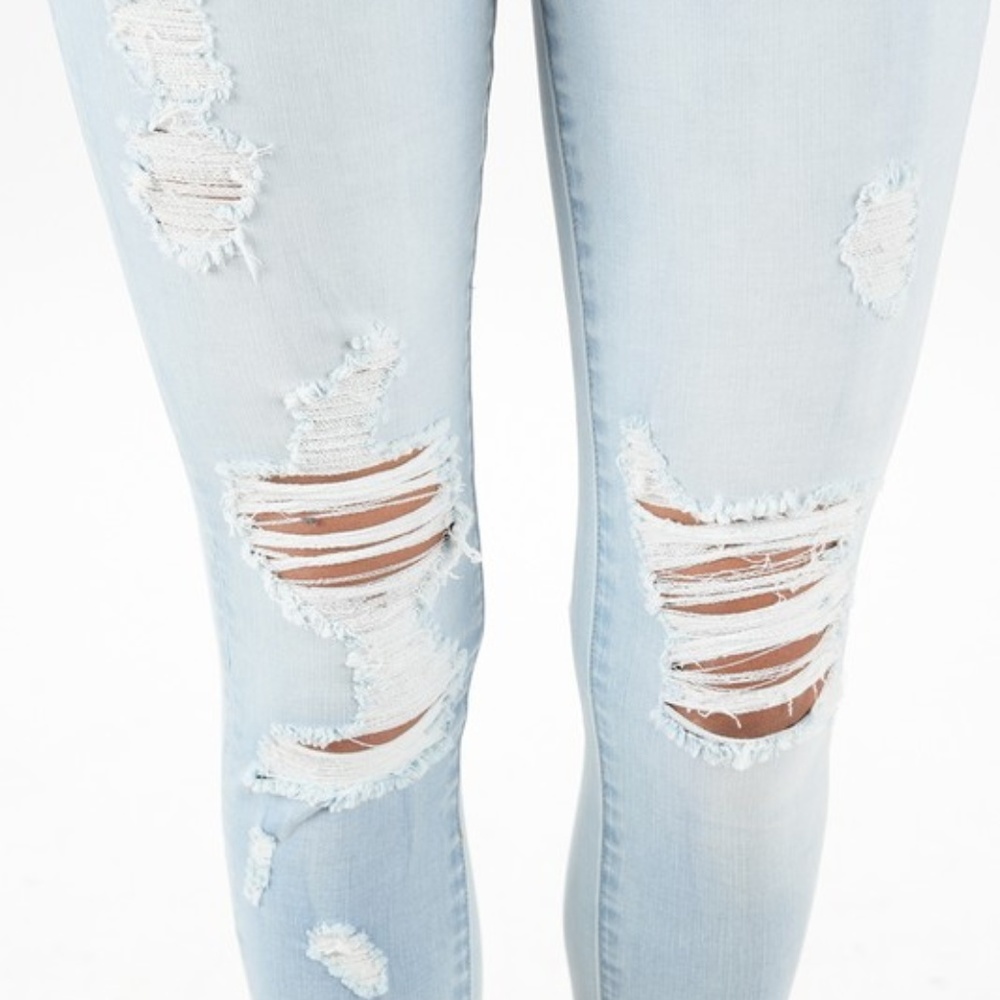 Light Washed Distressed Jeans - Picture 4 of 6